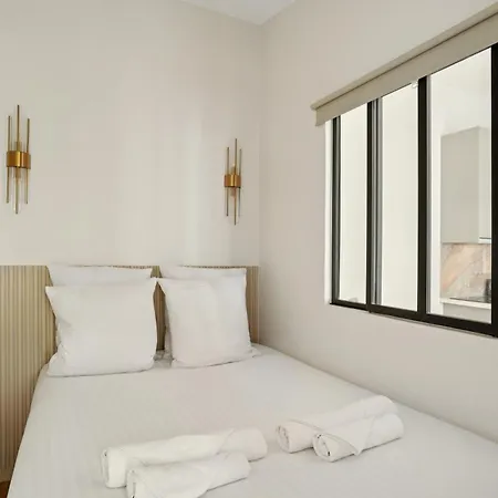 Lavie Maison Terrace And Ac